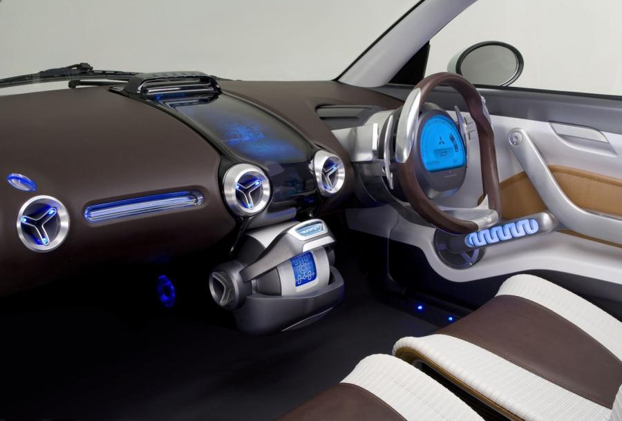  Mitsubishi i-MiEV Sport 2007 года  (фото 2 из 5)